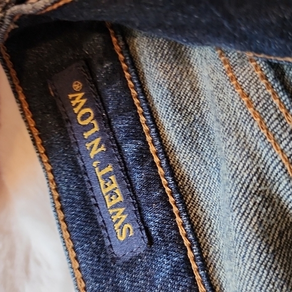 Lucky Brand Jeans sz 2 or 26 - Picture 6 of 9